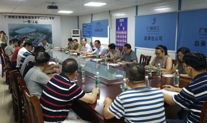 1530175930111658.jpg 62802座谈会现场.jpg