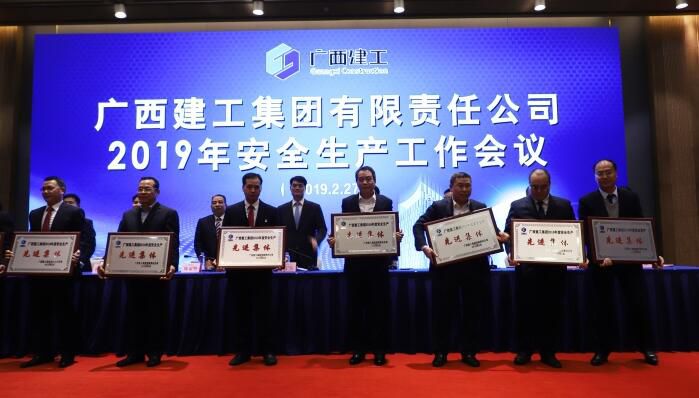 1551777763290937.jpg 003.jpg