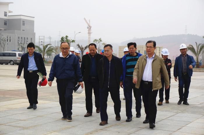 5.������һ������Ŀ�깤������ʵ�ع۲�����л΢�� ��700.jpg