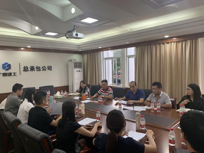 2�ۻ��ֳ������������� ��700.jpg