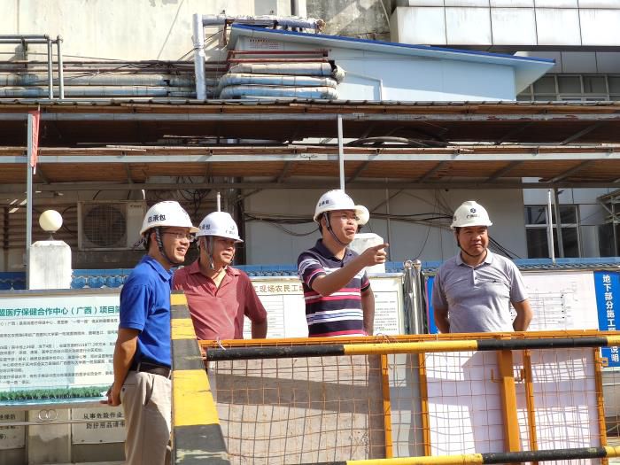 3����ֳ������������ ��700.jpg