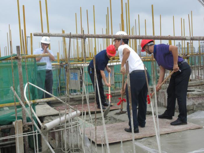 1.�ⶥ��ʽ�ֳ���������������� ��700.png