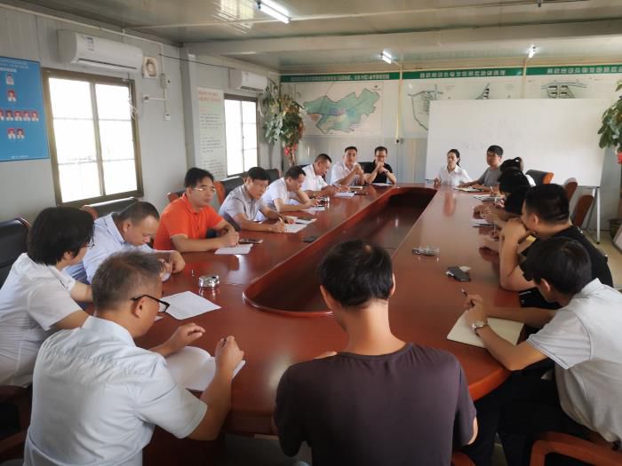 3.2�ۻ��ֳ��������� ��700.jpg