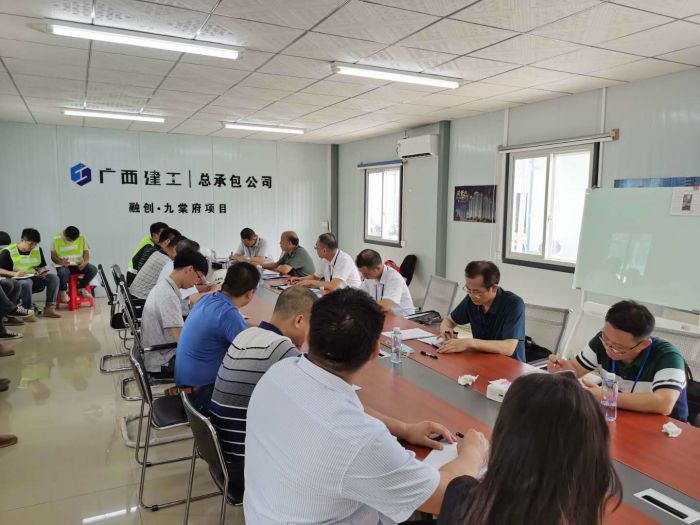 �ۻ��ֳ��������� Ҷ���� ��.jpg