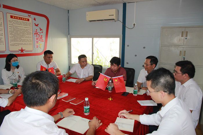 �ۻ��ֳ������������˲ӱ� ��.JPG