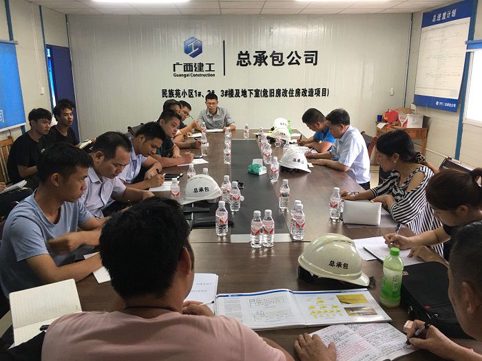 �ۻ��ֳ����������� ��ˬ ��.jpg