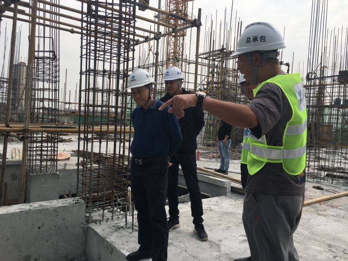 9�����Ժ��Ŀ�����ֳ��������������� ��.jpg