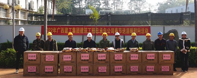 ����ͼ����һ�߹��˺�Ӱ������л΢�� ��.jpg