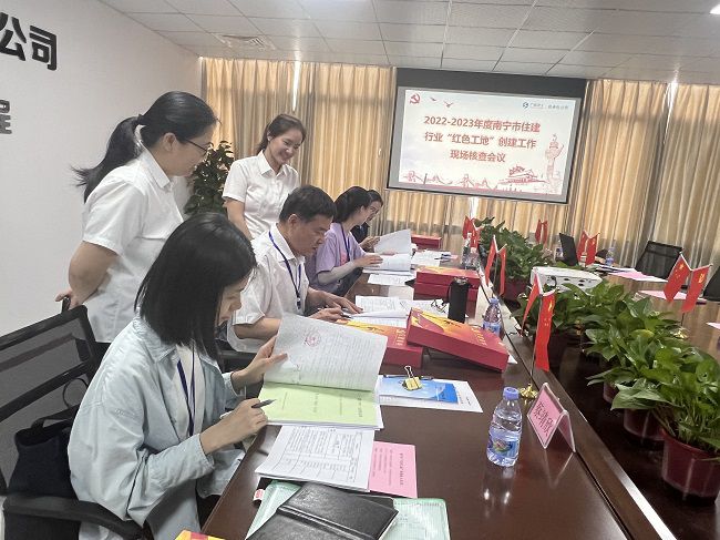 ��鵳������������¬���� �㣨��ͼ��.jpg